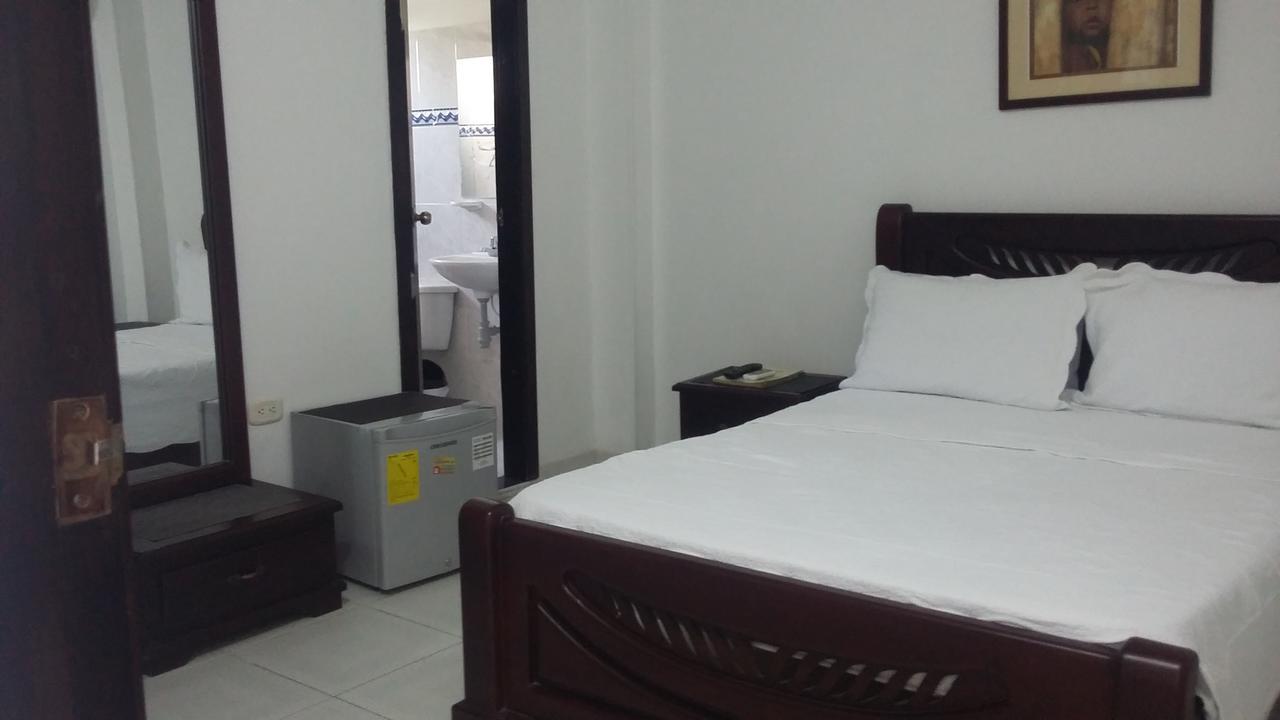 Hotel La Vieja Sara バジェドゥパル エクステリア 写真